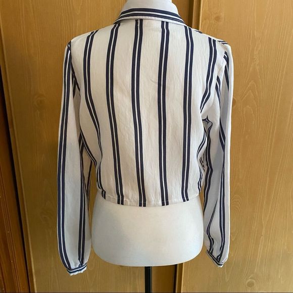 Brandy Melville J. Galt • Striped Crop Cinch Tie Waist Blouse - Picture 4 of 10